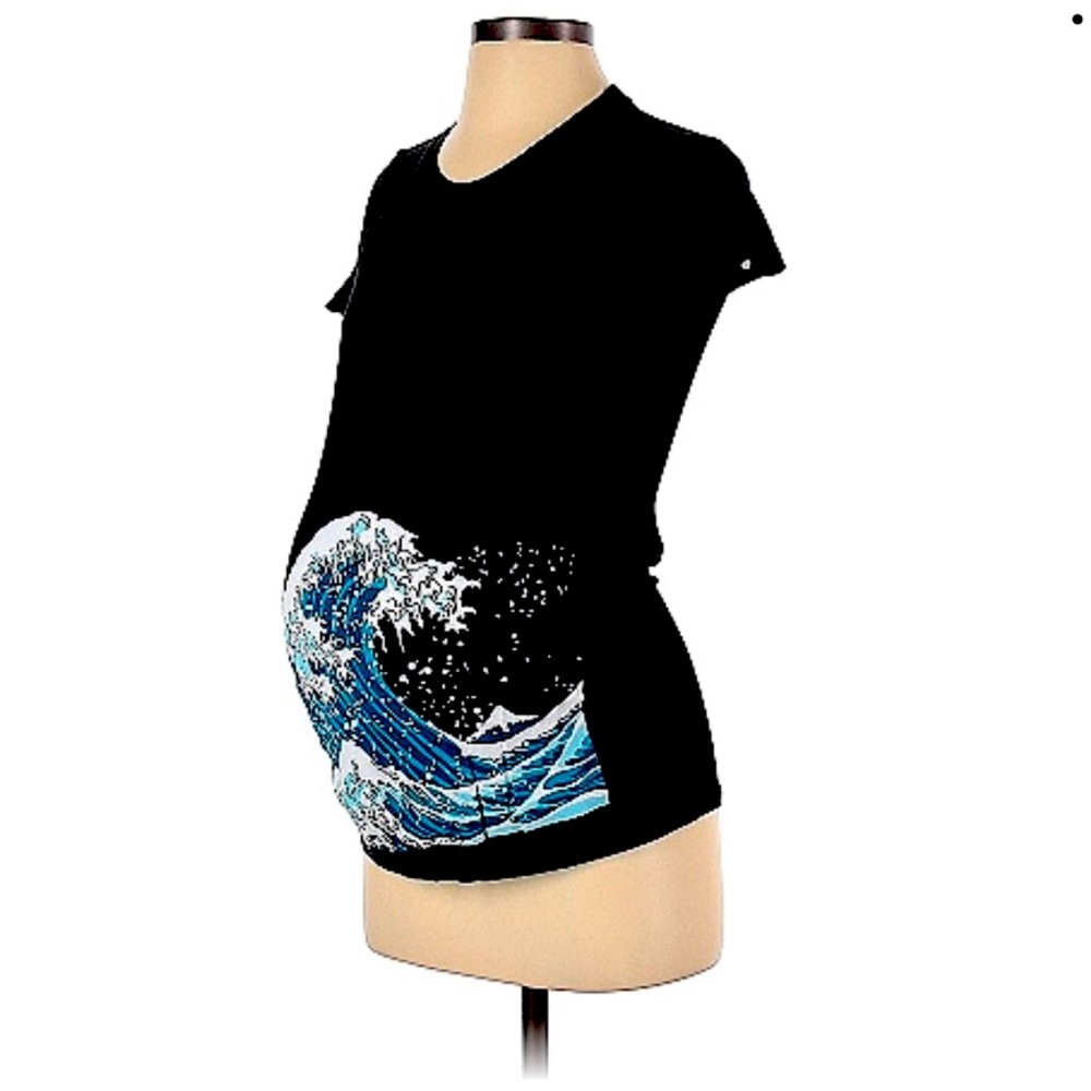 Short sleeve maternity top